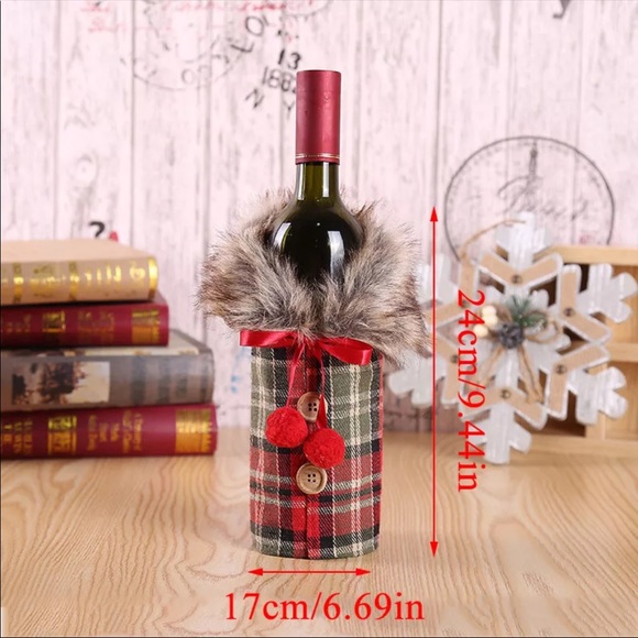 Only Brown available ❗️Holiday wine bottle cover - Picture 7 of 7